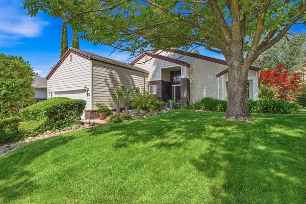 536 Country Oak Drive, Redding, CA 96003