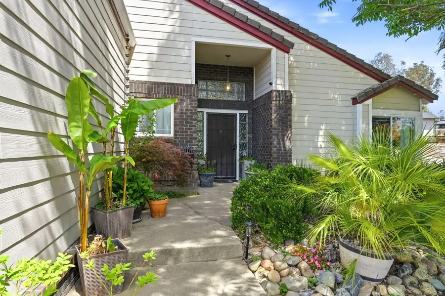 536 Country Oak Drive, Redding, CA 96003 - #2