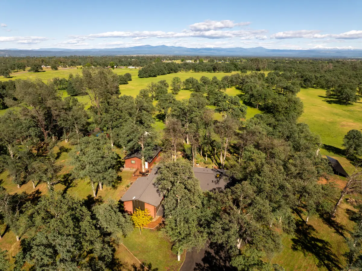 11385 Easy Street, Redding, CA 96003 - #1