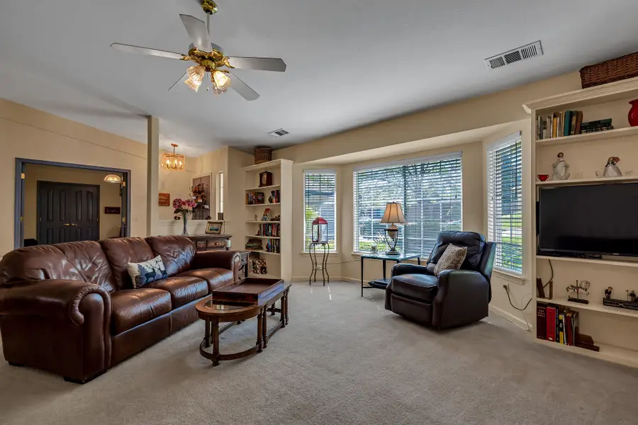 2252 Wicklow Street, Redding, CA 96001 - #3