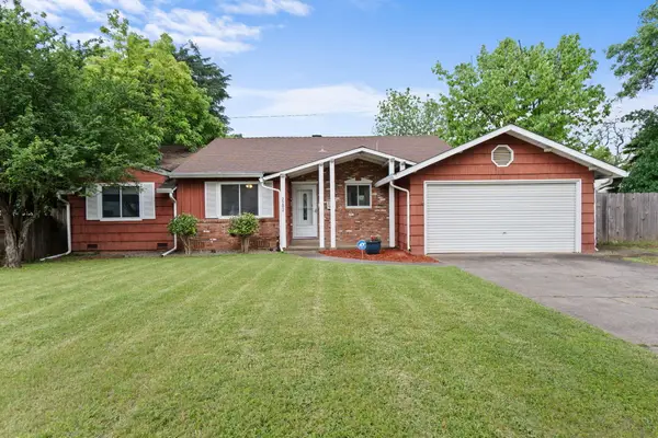 2202 Canal Drive, Redding, CA 96001