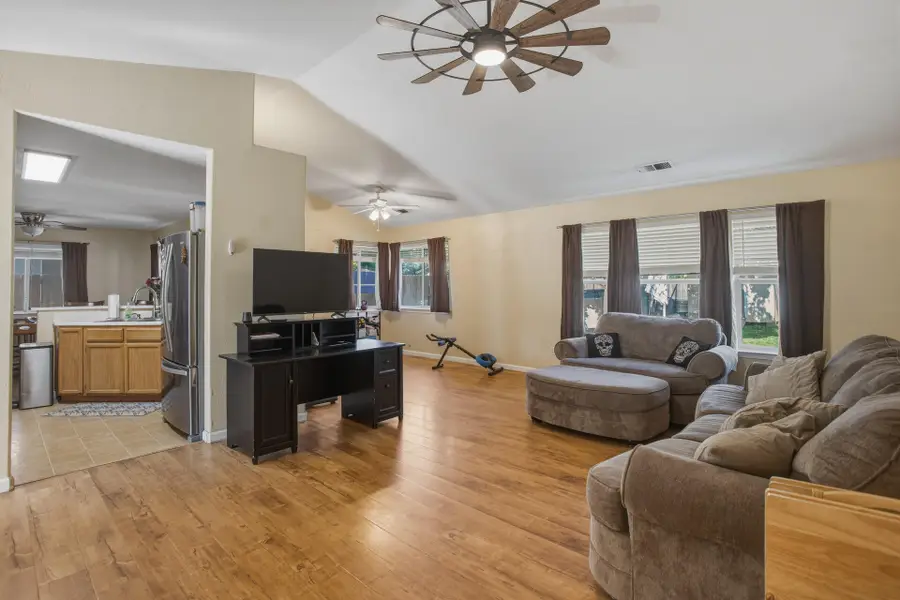 2944 Silo Court, Anderson, CA 96007 - #2