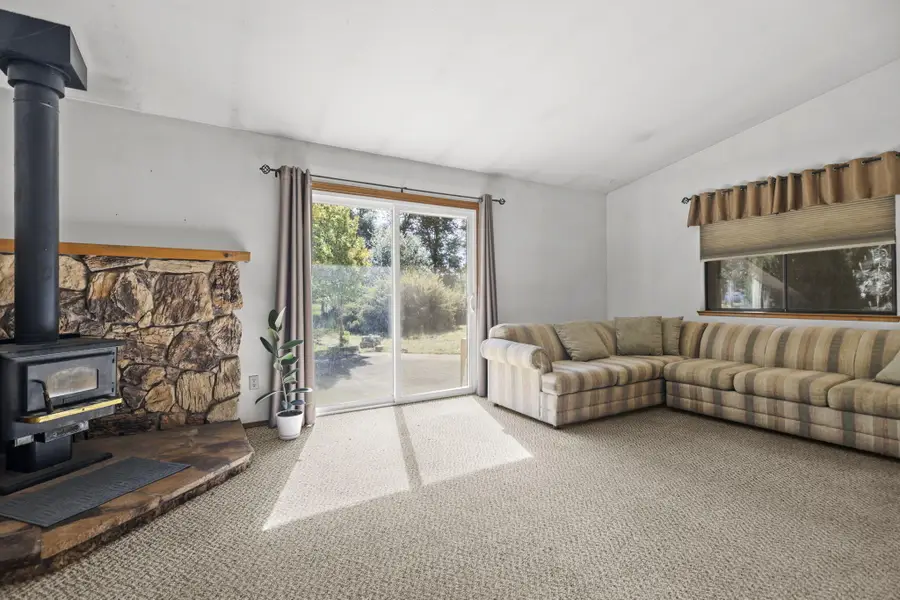 18852 Jewell Road, Cottonwood, CA 96022 - #2