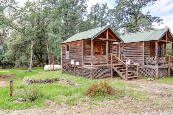 14216 Bear Mountain Road, Redding, CA 96003