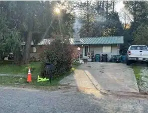 20450 Lakeview Drive, Lakehead, CA 96051