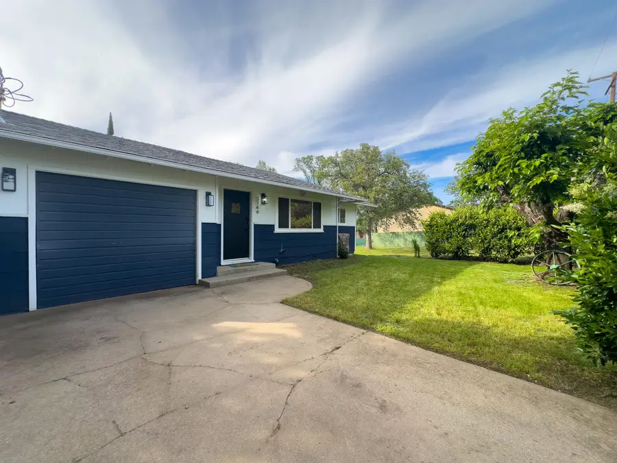 3746 Yuletide Avenue, Redding, CA 96003 - #2