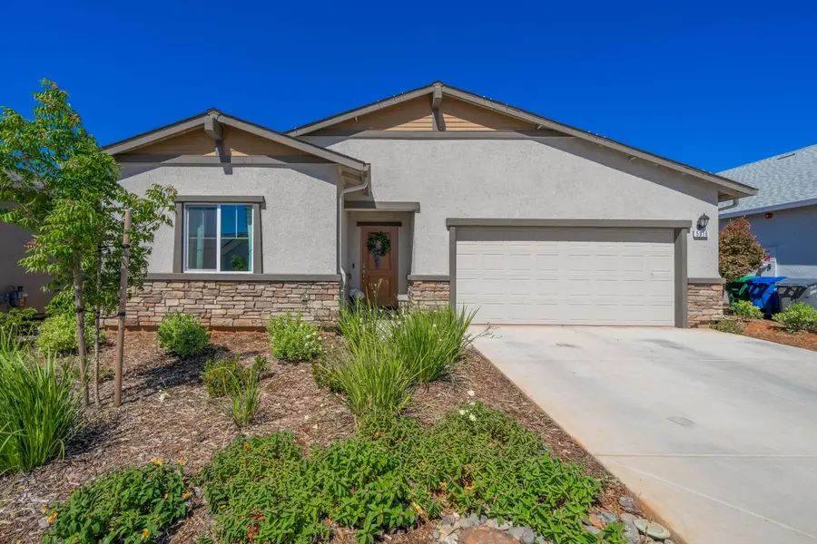 5016 Monaco Parkway, Redding, CA 96002 - #2
