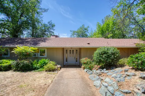 17829 Ranchera Road, Shasta Lake, CA 96019