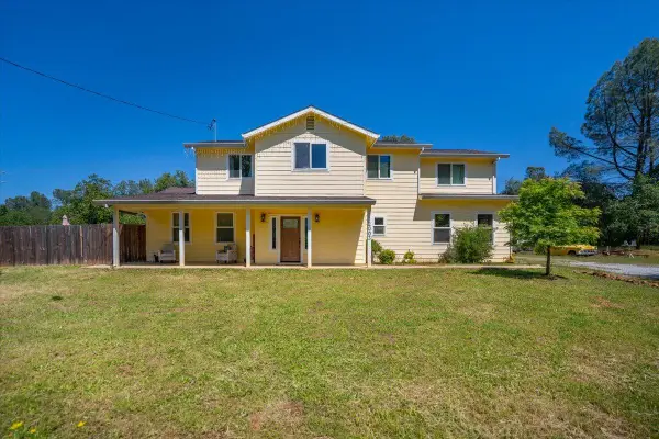 12003 Counter Lane, Redding, CA 96003