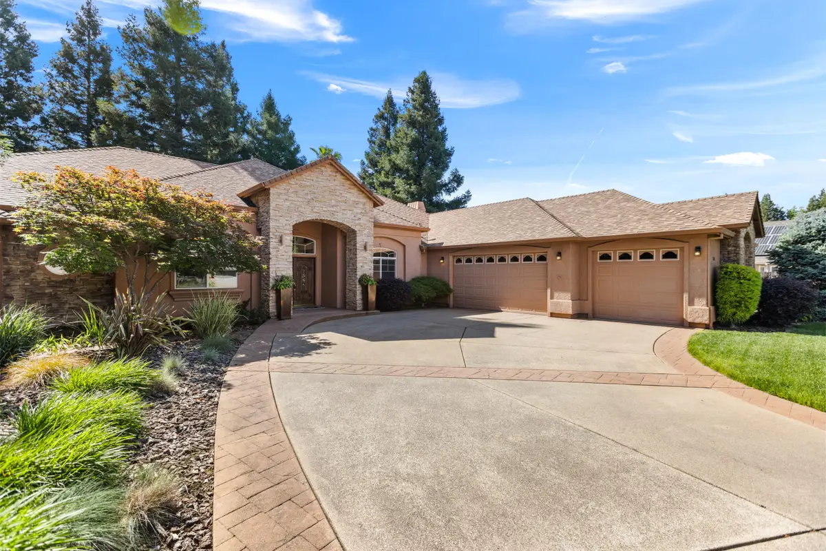 2615 Templeton Drive, Redding, CA 96002 - #1