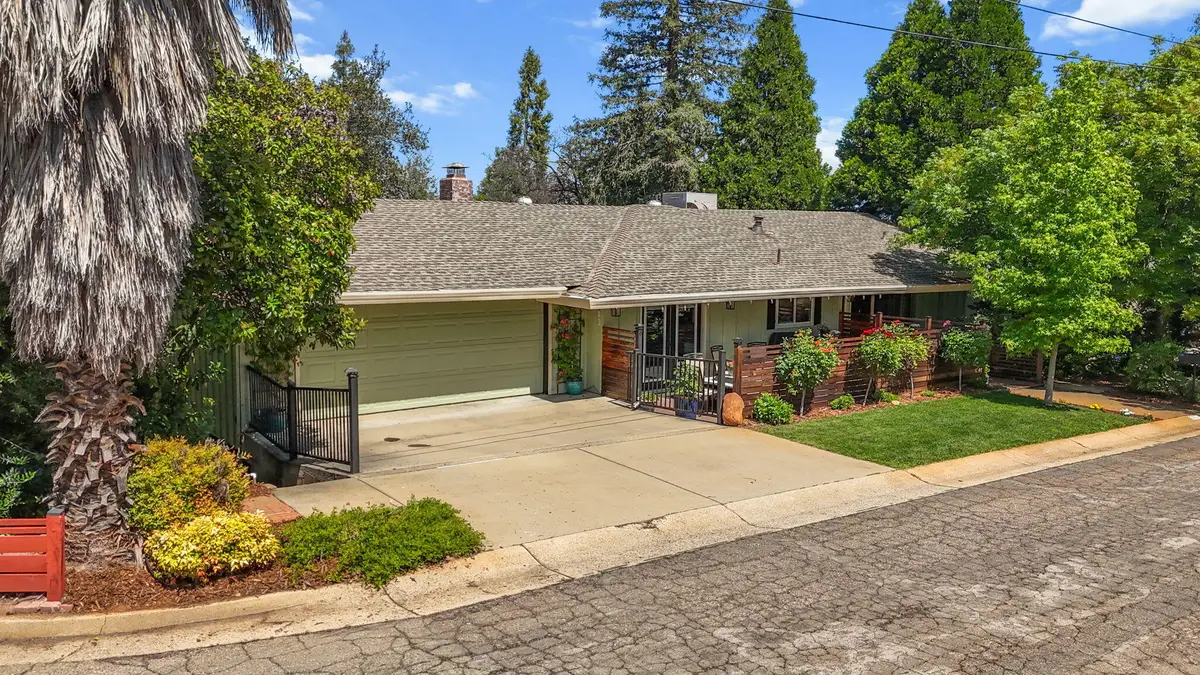 3640 Scenic Drive, Redding, CA 96001 - #1