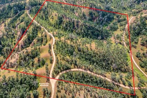 000 Clover Creek Drive, Red Bluff, CA 96080