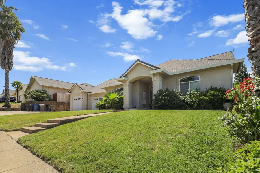 558 Fair Hill Drive, Redding, CA 96003 - #3