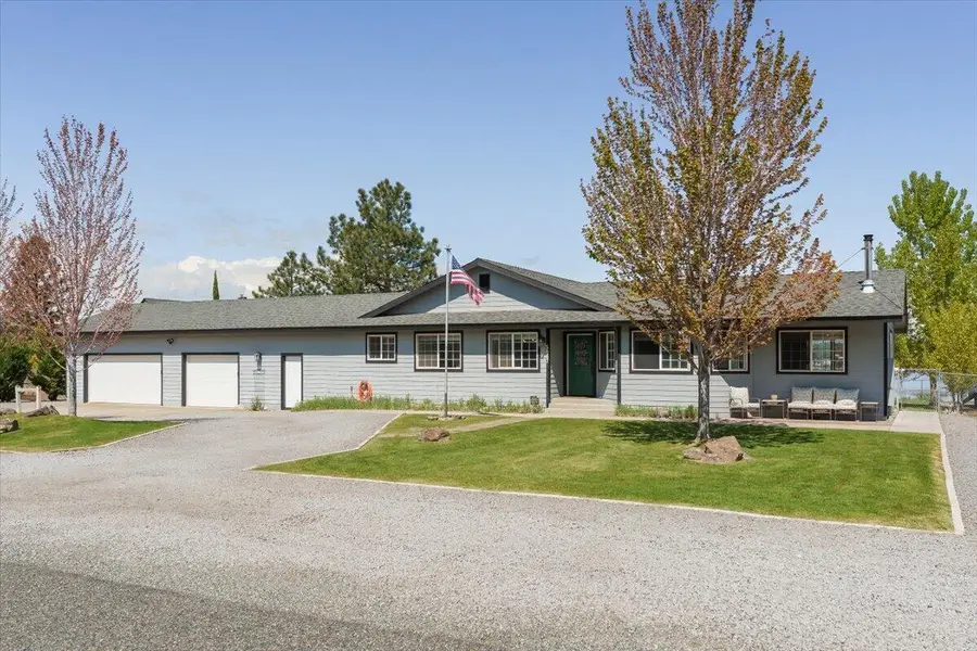 5067 Indian Island Drive, Weed, CA 96094 - #2