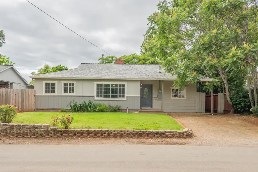 1210 C Street, Redding, CA 96002 - #3