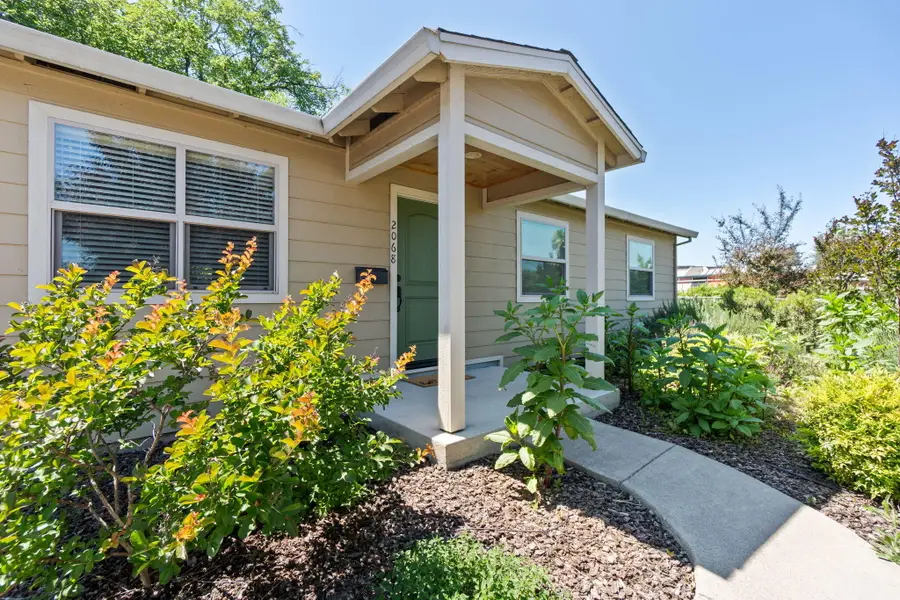2068 Park Marina Drive, Redding, CA 96001 - #2