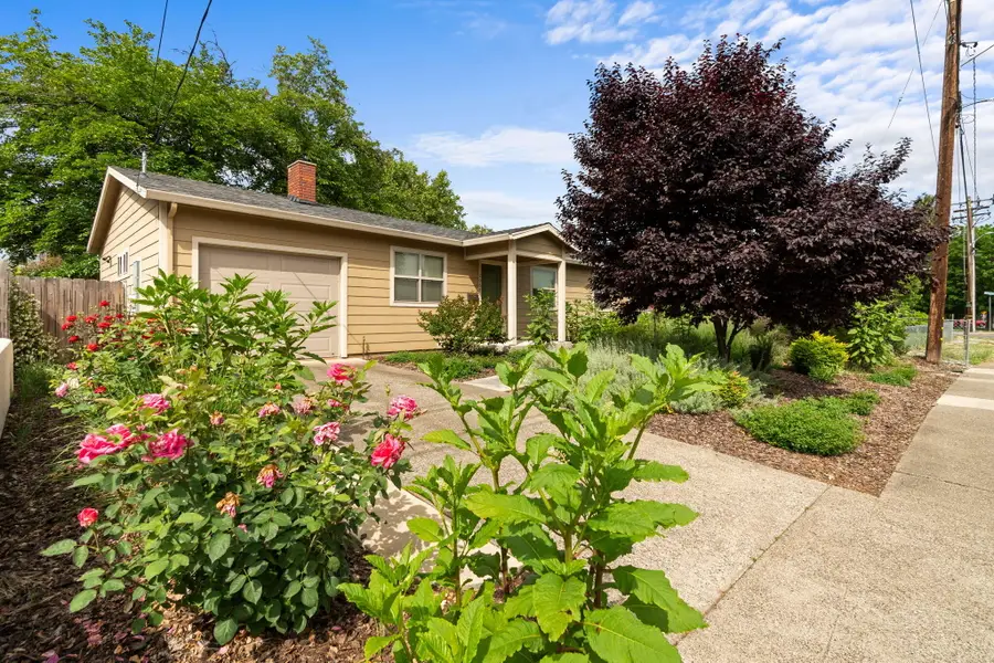 2068 Park Marina Drive, Redding, CA 96001 - #3