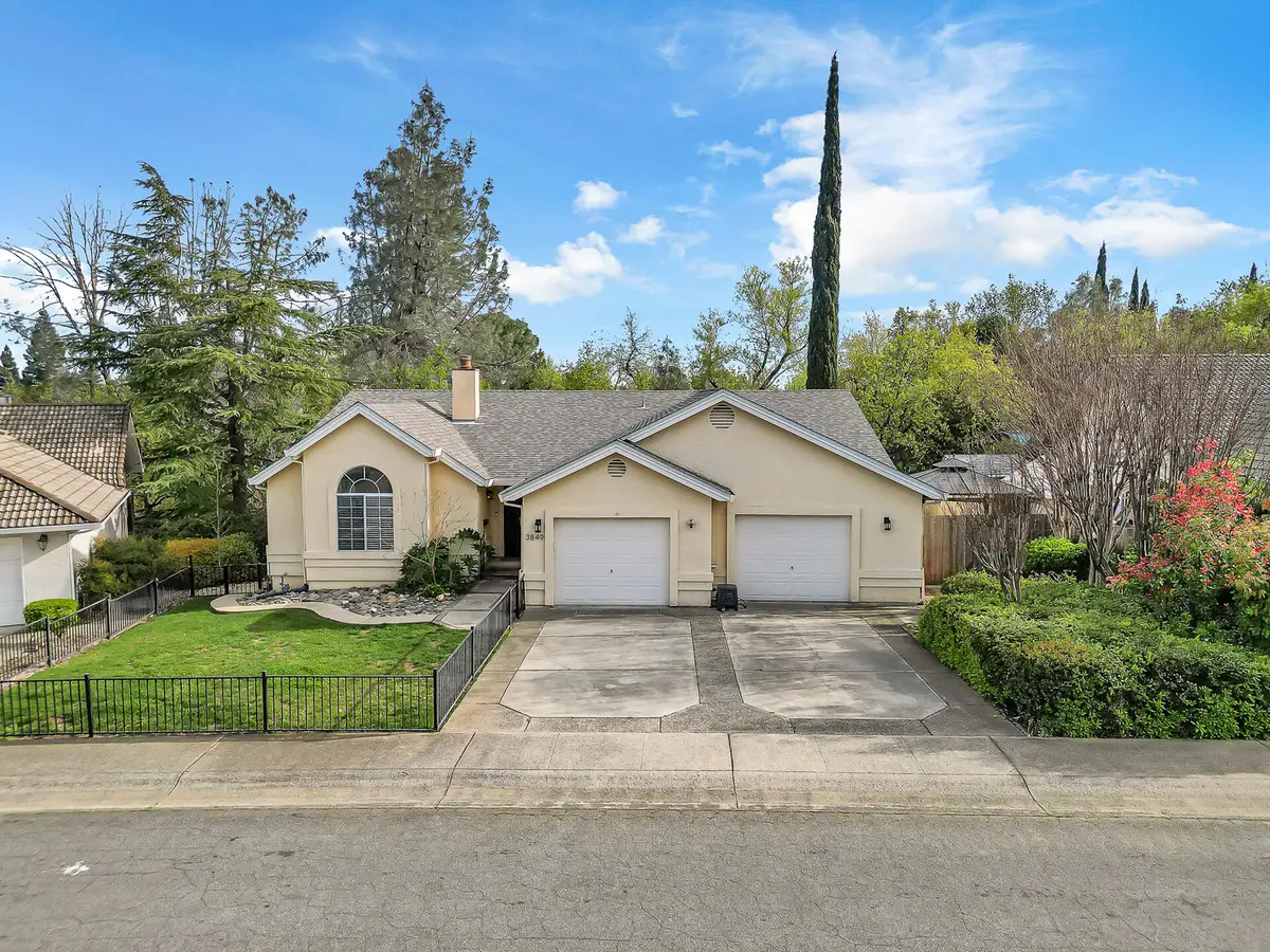 3849 Appalachian Way, Redding, CA 96001 - #1