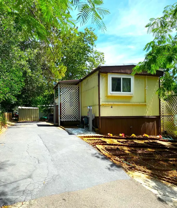 12125 Lake Boulevard, Redding, CA 96003
