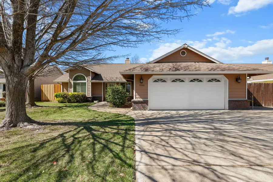 1566 Lavender Way, Redding, CA 96003 - #2