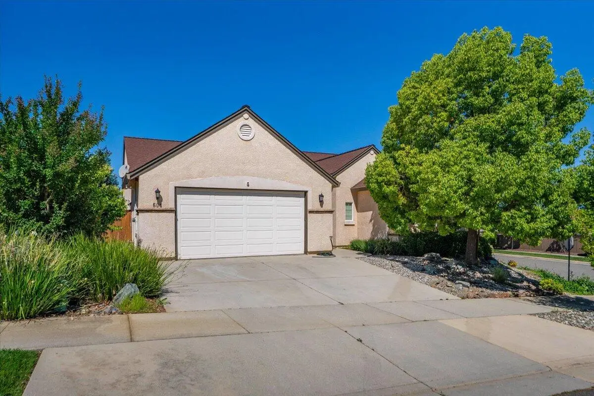 604 Durango Way, Redding, CA 96003 - #1