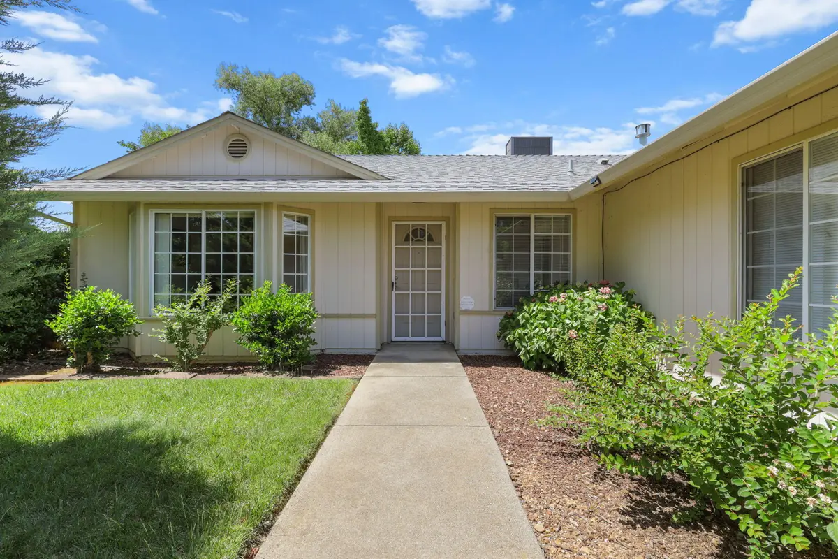 1482 Rose Tree Lane, Redding, CA 96003 - #1