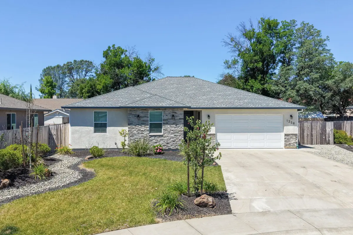 1358 Fitz Place, Redding, CA 96003 - #1