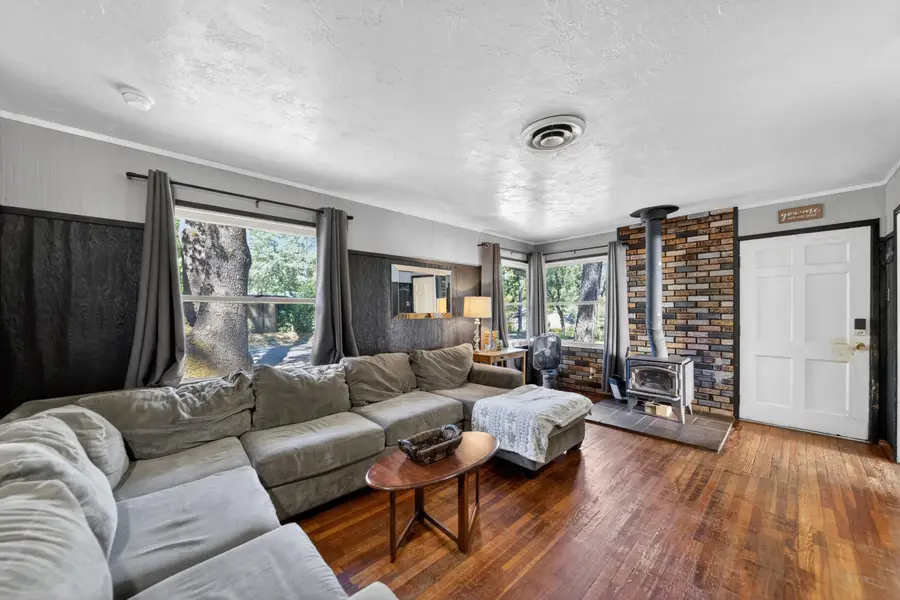 18185 Black Boulevard, Lakehead, CA 96051 - #2