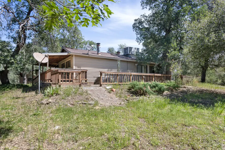 14096 Gordon Drive, Bella Vista, CA 96008 - #2