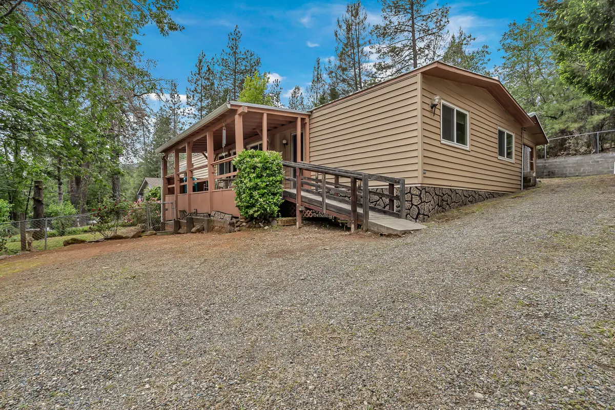 20742 Mammoth Drive, Lakehead, CA 96051 - #1