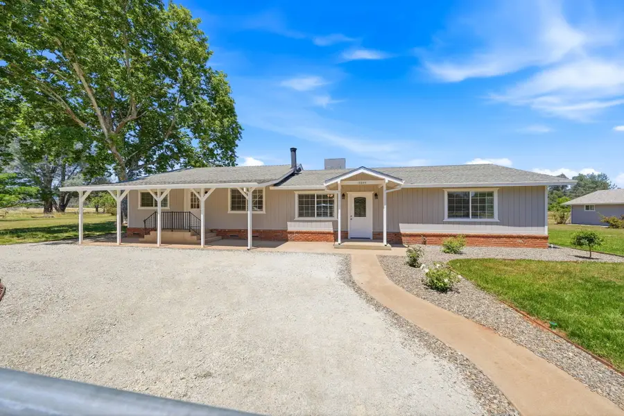 15644 Cloverdale Road, Anderson, CA 96007 - #2