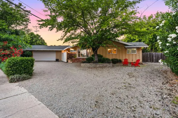 1060 Lincoln Street, Redding, CA 96001