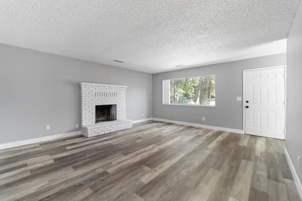 4626 Red Bluff Street, Shasta Lake, CA 96019