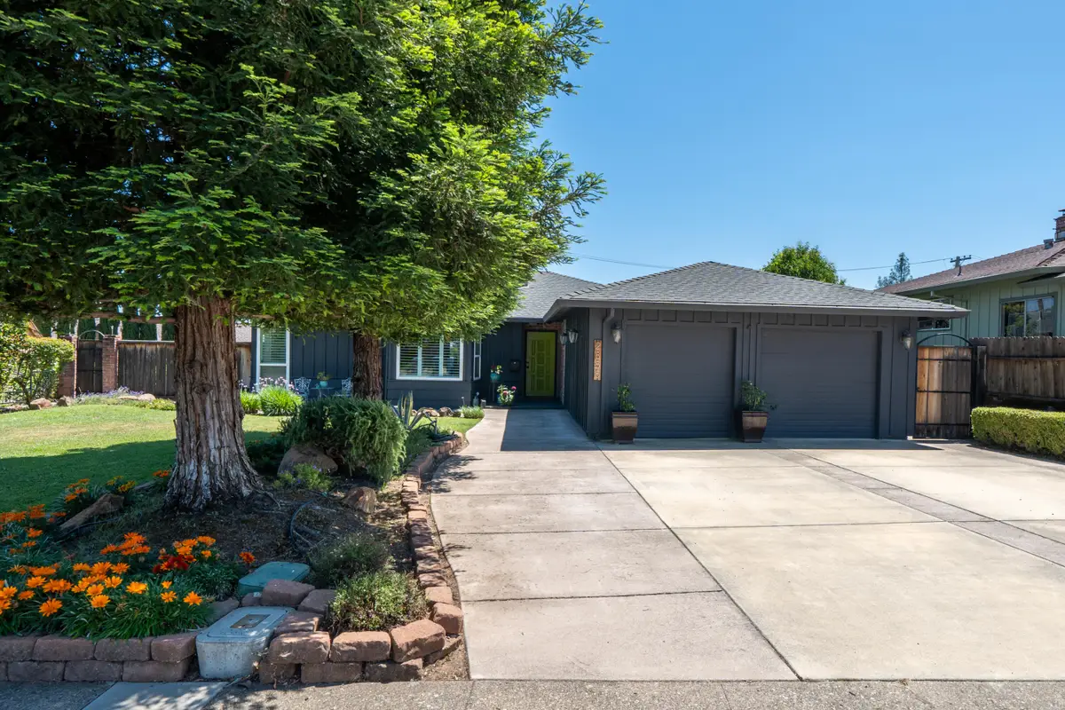 2855 Shasta Street, Redding, CA 96001 - #1