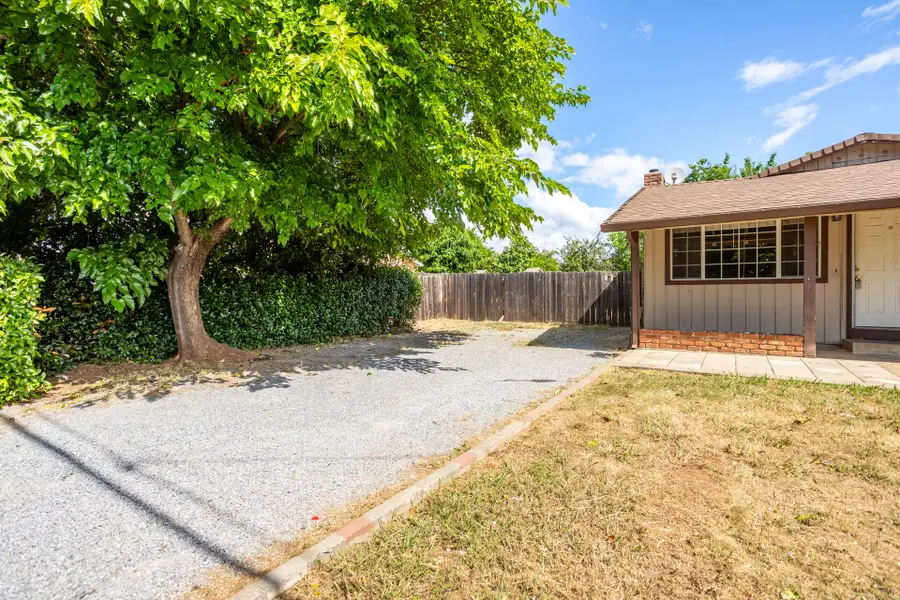 2522 Belladonna Street, Redding, CA 96002 - #3