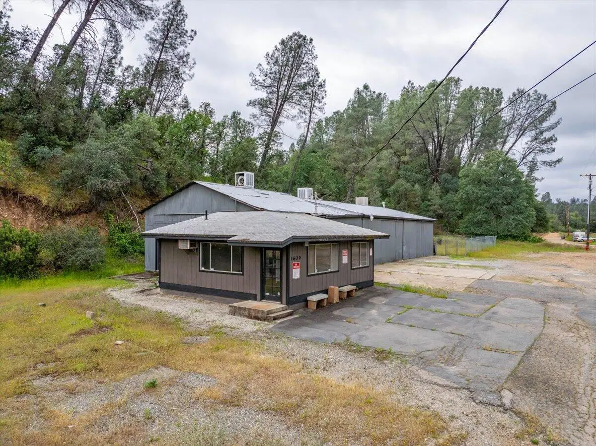 1609 Kenyon Drive, Redding, CA 96001 - #1