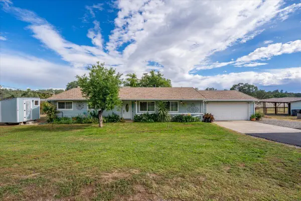 18805 Drake Road, Red Bluff, CA 96080