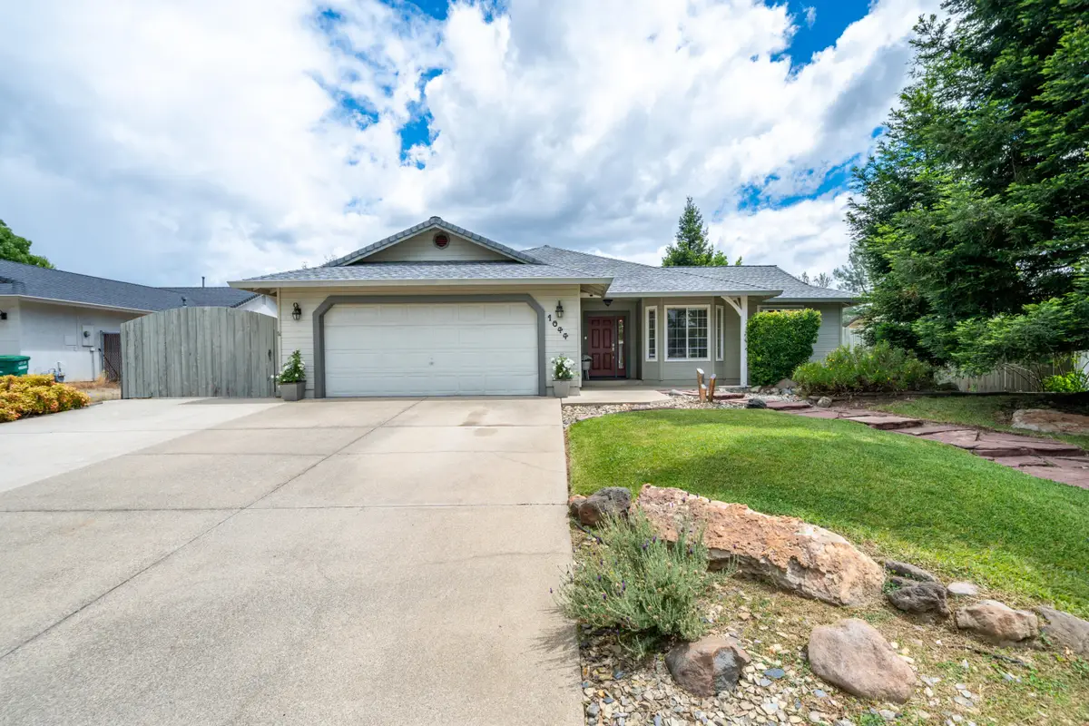 1044 Riviera Drive, Redding, CA 96001 - #1