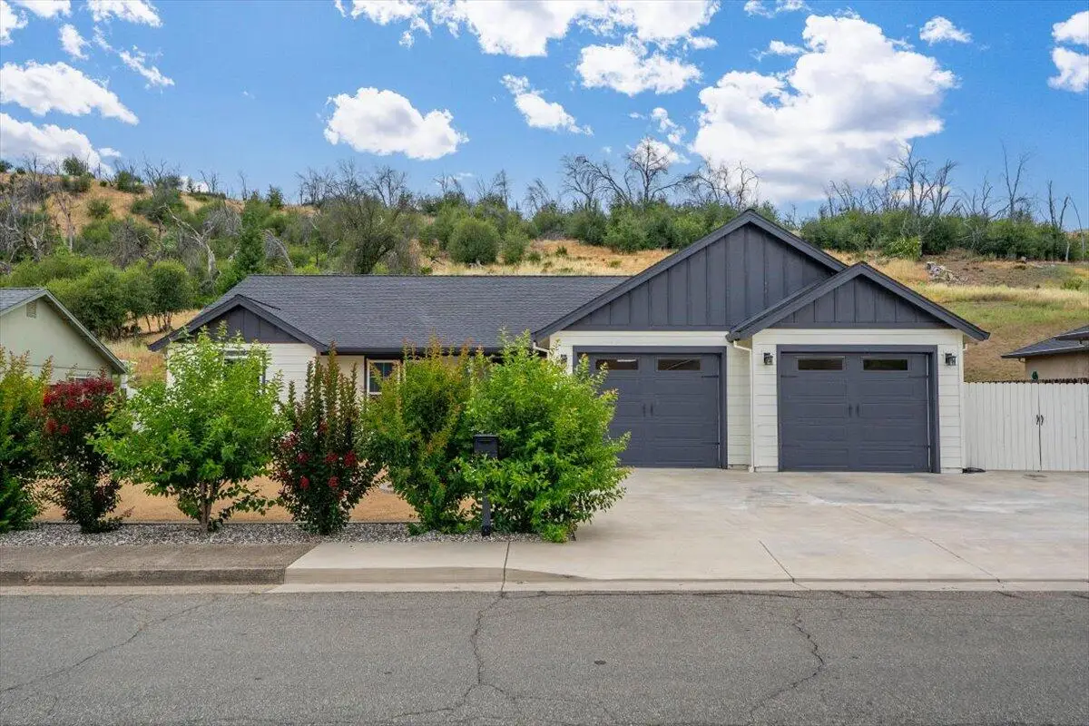 3164 Harlan Drive, Redding, CA 96003 - #1