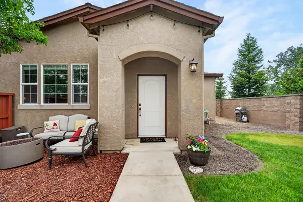 520 Mission De Oro Drive, Redding, CA 96003