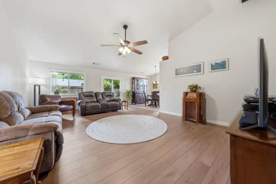 6834 Irving Road, Redding, CA 96001 - #2