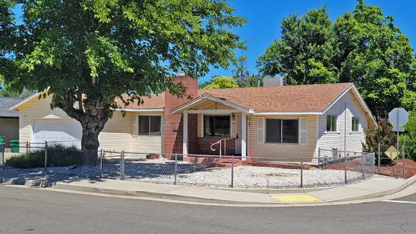 1841 Montana Avenue, Shasta Lake, CA 96019