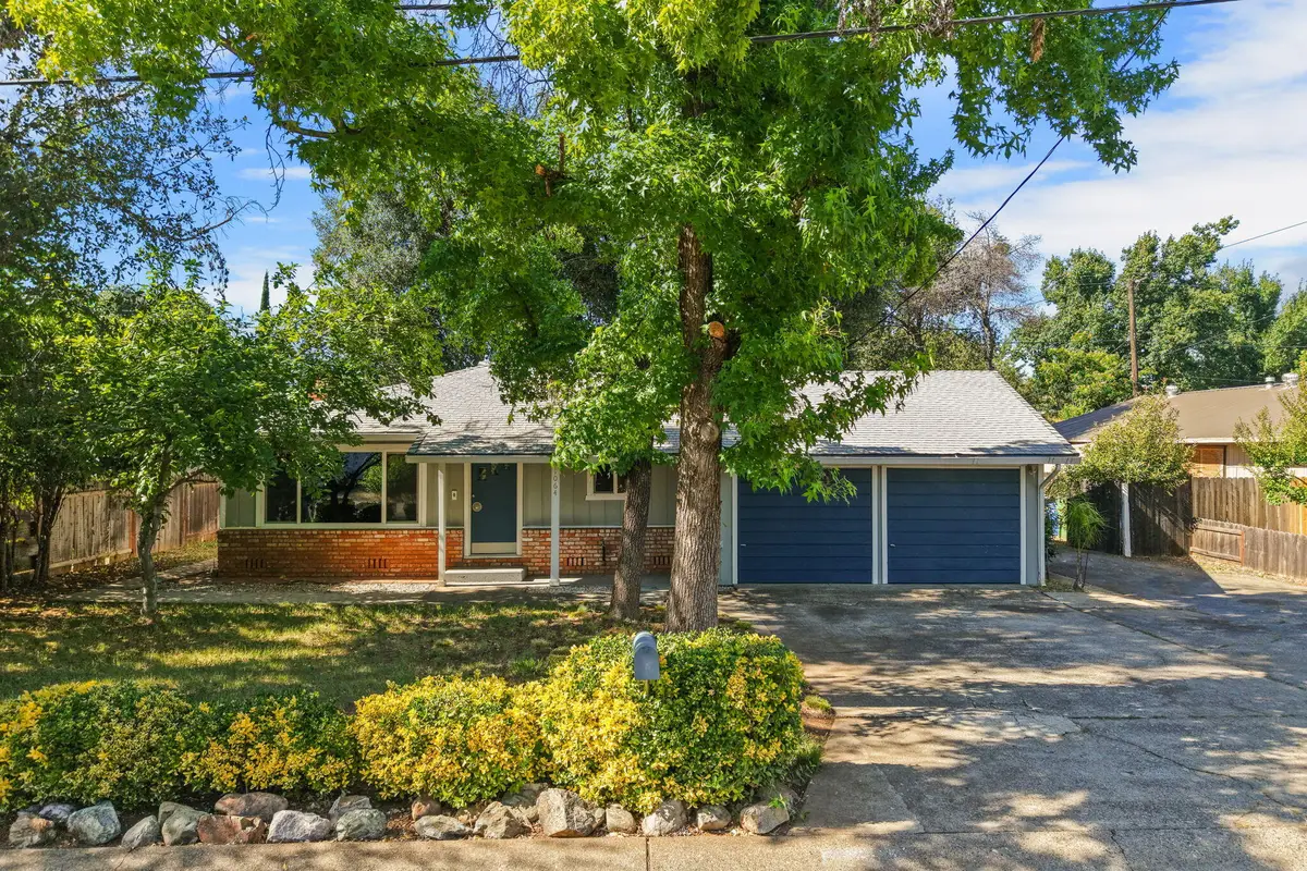 1064 Ledell Drive, Redding, CA 96002 - #1