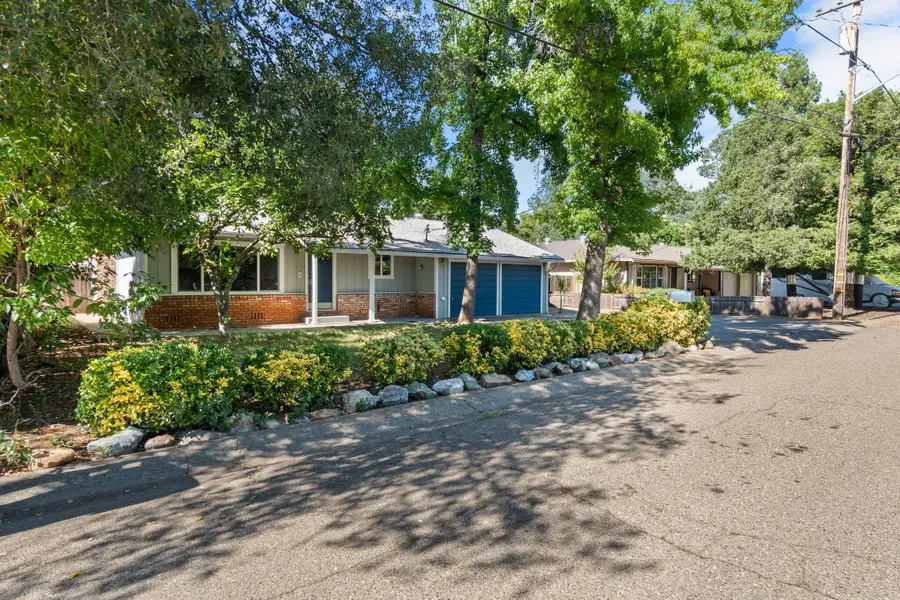 1064 Ledell Drive, Redding, CA 96002 - #2