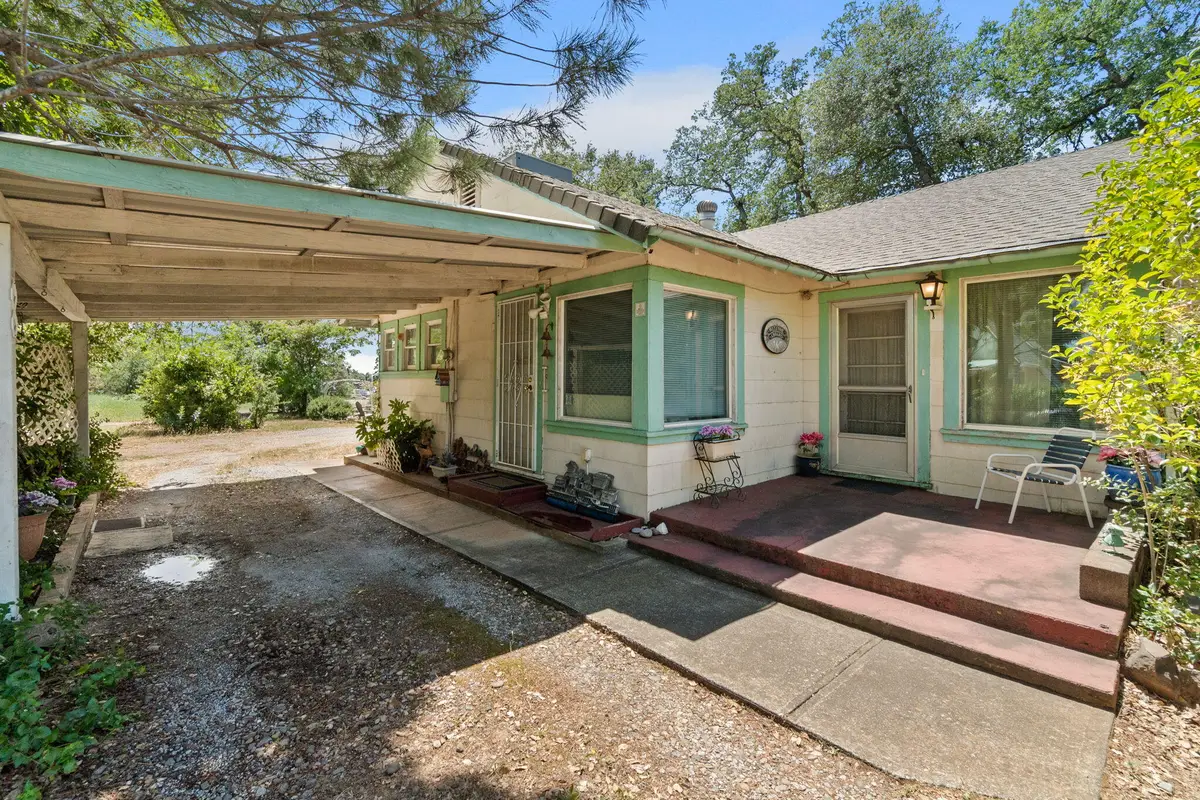 541 Hartnell Avenue, Redding, CA 96002 - #1