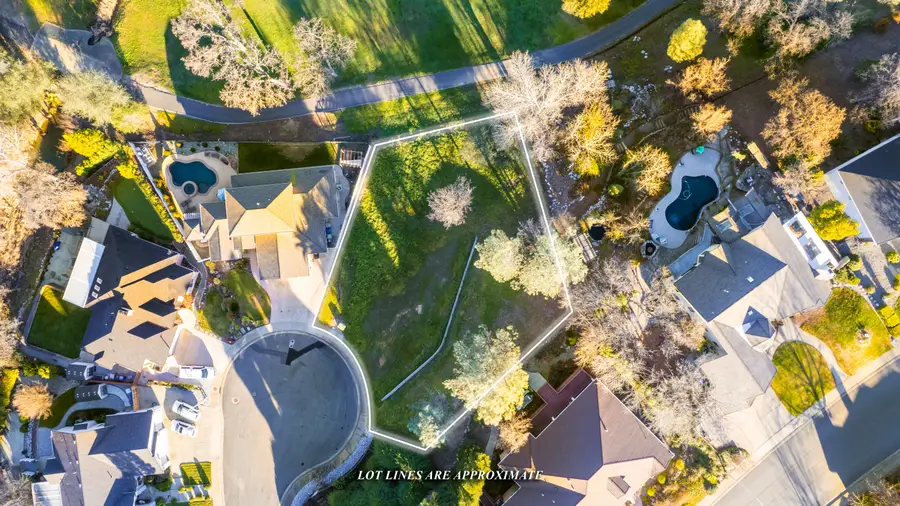 1779 Player Court, Redding, CA 96003 - Image #2