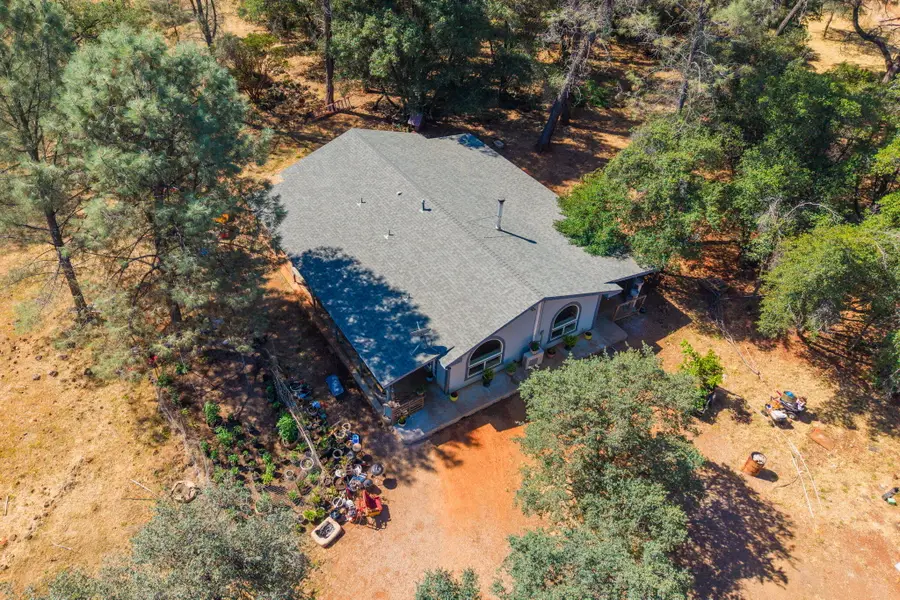 25350 Buffalo Drive, Anderson, CA 96007 - #2
