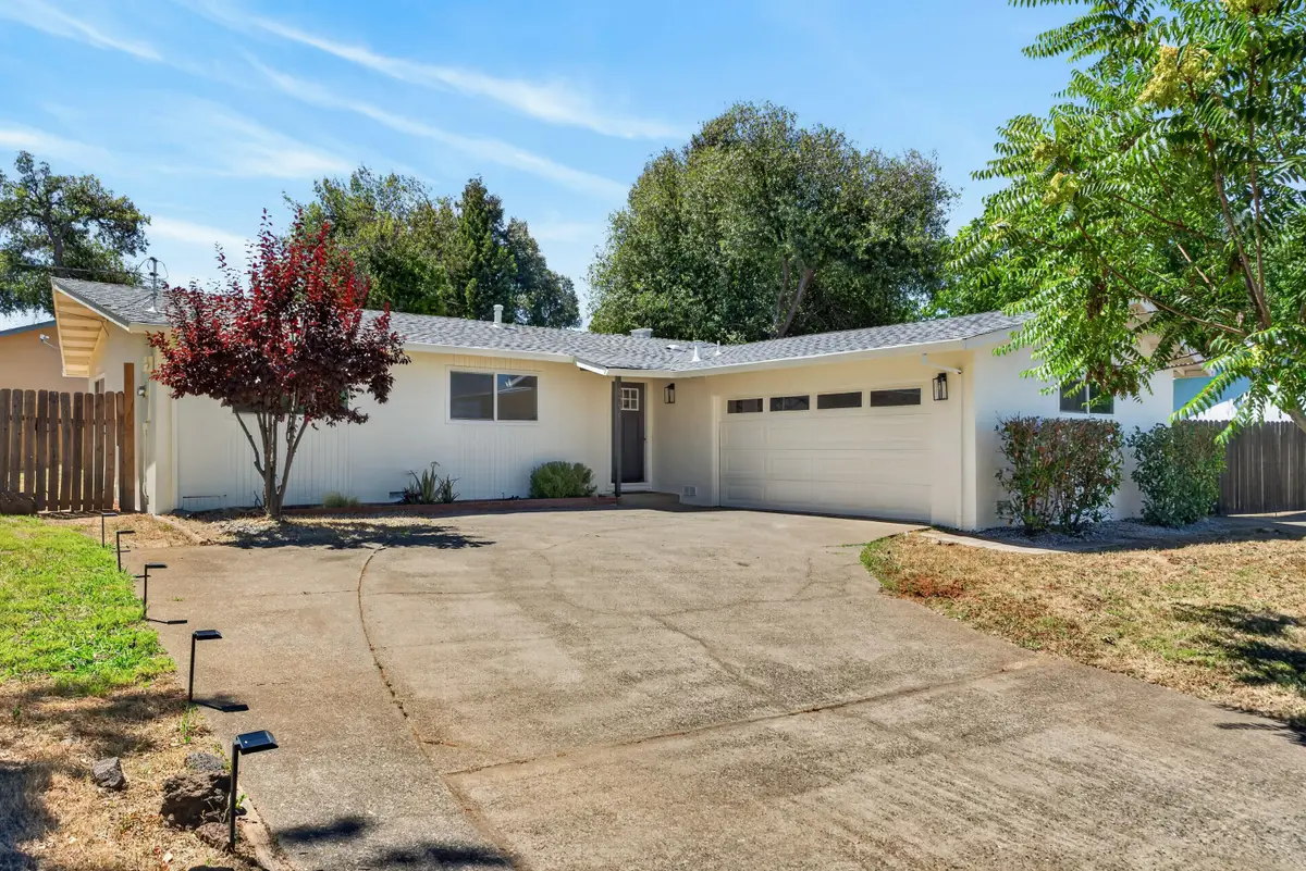 3886 Alma Avenue, Redding, CA 96002 - #1