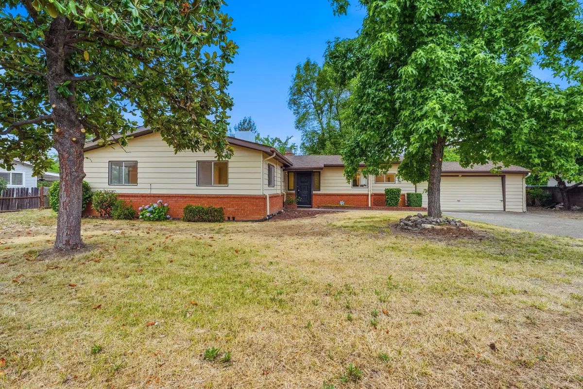 860 Lake Boulevard, Redding, CA 96003 - #1