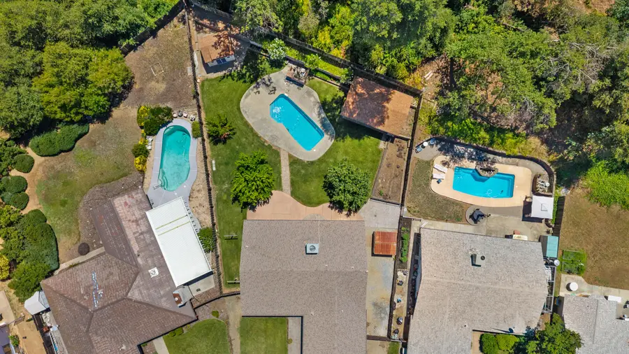 3753 Canterbury Drive, Redding, CA 96002 - #2